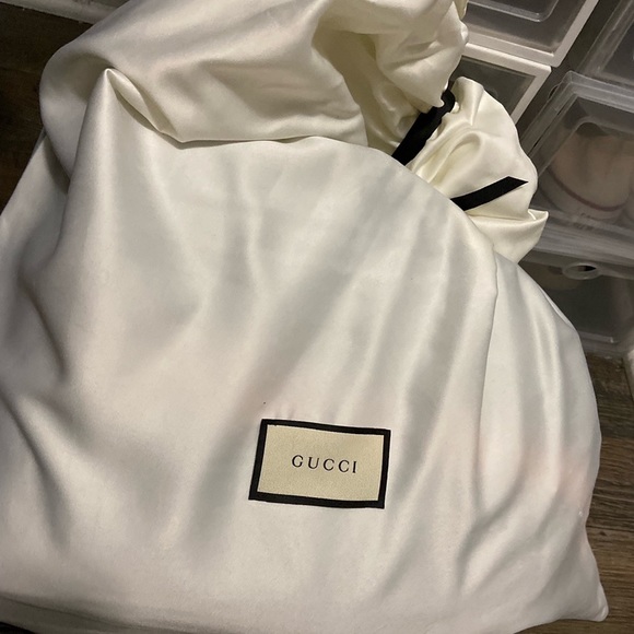 Authentic (proof of authenticity upon request) Unisex Gucci Backpack - Picture 4 of 4